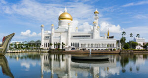 Biggest Houses In The World - Istana Nurul Iman Palace