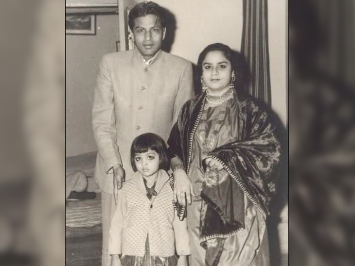 Shahrukh Khan Mother and Father